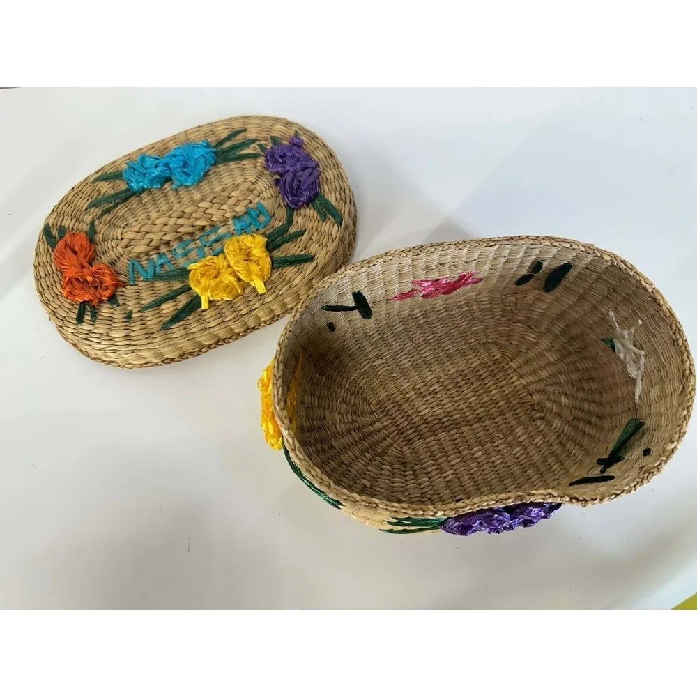Vintage Nassau Bahamas Woven Straw Trinket Box Raffia Floral Embroidery 036(101)